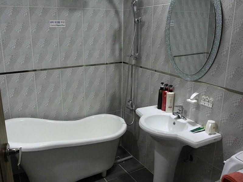 Tiffany Motel Mokpho Kültér fotó